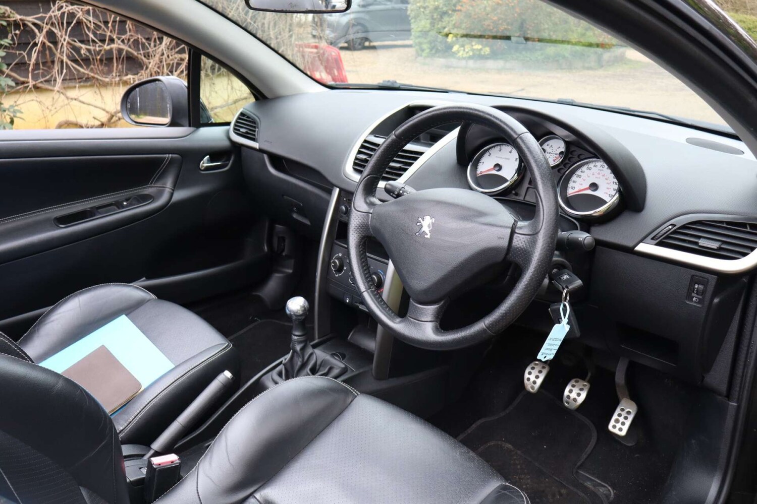 Used Peugeot 207 2010 for sale - 77917726: Photo 41