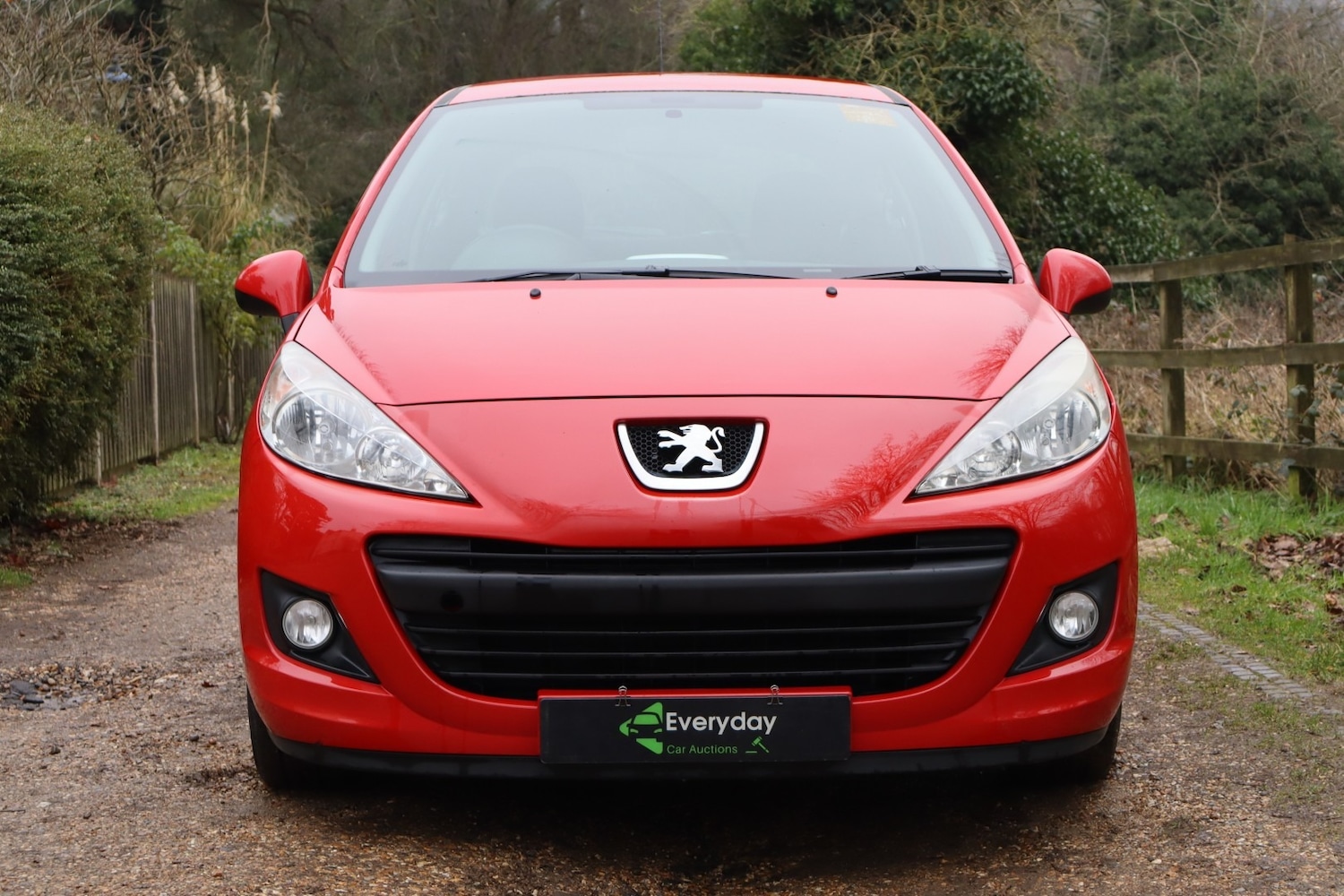 Used Peugeot 207 2011 for sale - 77501249: Photo 2