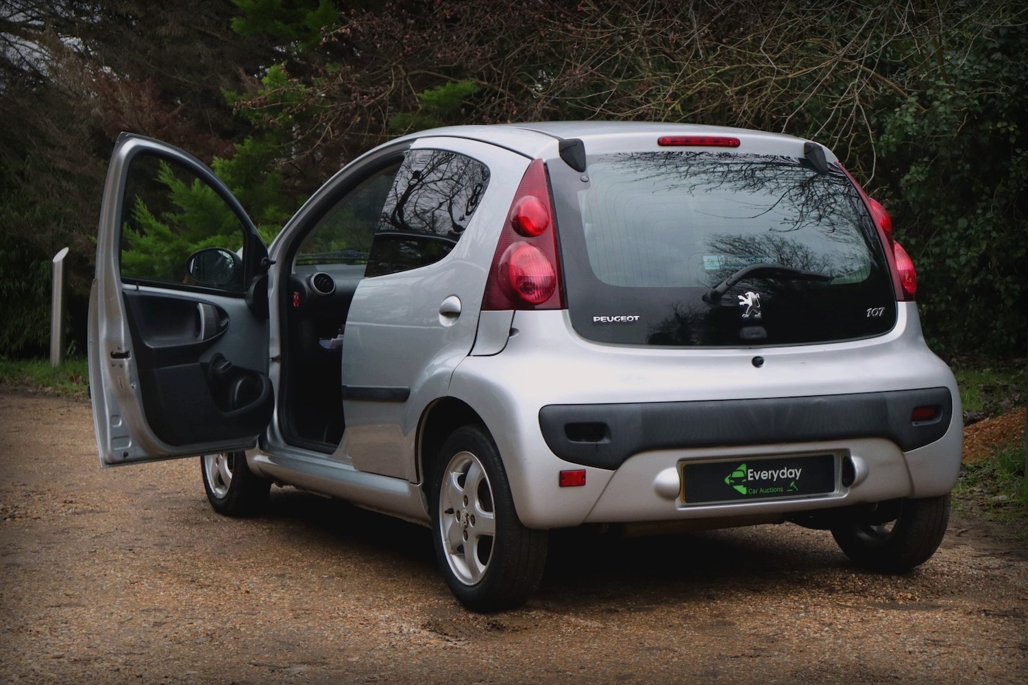 Used Peugeot 107 2012 for sale - 77034524: Photo 23