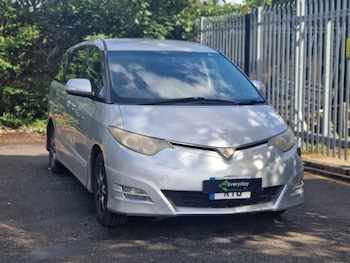 Used Toyota Estima  for sale - 75750166: Photo