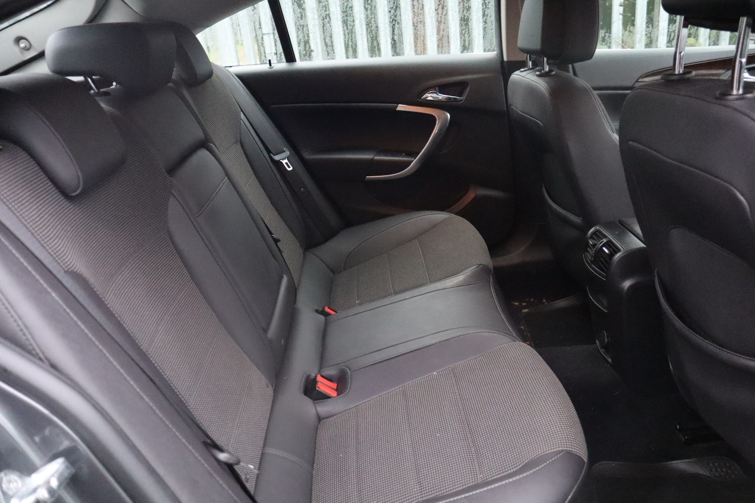 Used Vauxhall Insignia 2011 for sale - 76718758: Photo 11