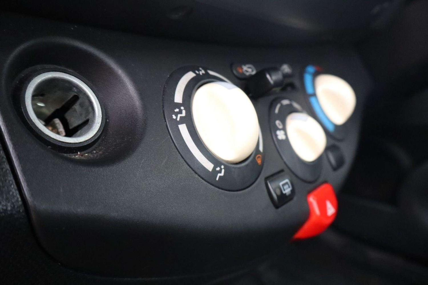 Used Nissan Micra 2003 for sale - 77919016: Photo 22