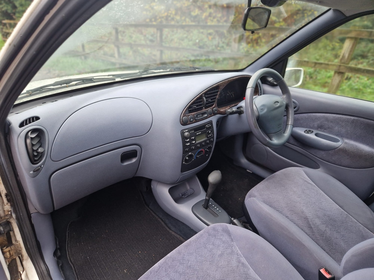 Used Ford Fiesta 1998 for sale - 76662467: Photo 12
