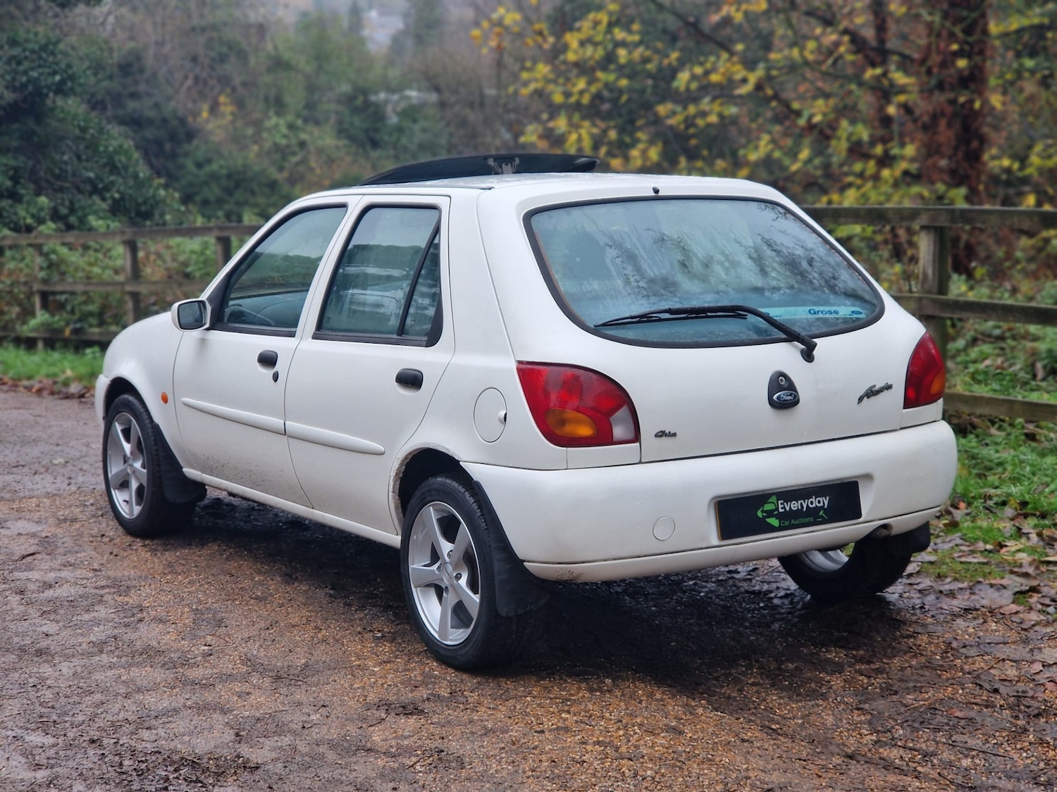Used Ford Fiesta 1998 for sale - 76662467: Photo 20