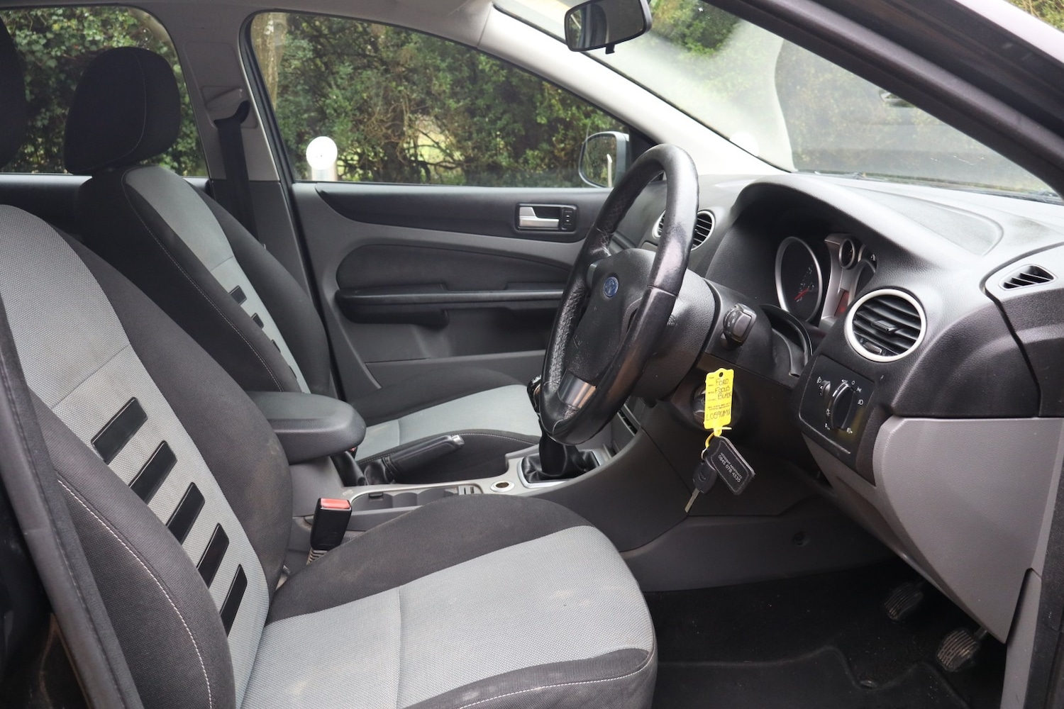 Used Ford Focus 2010 for sale - 77603459: Photo 12