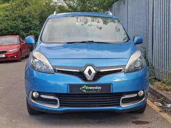 2016 (16) - 1.5 dCi Dynamique Nav 5dr