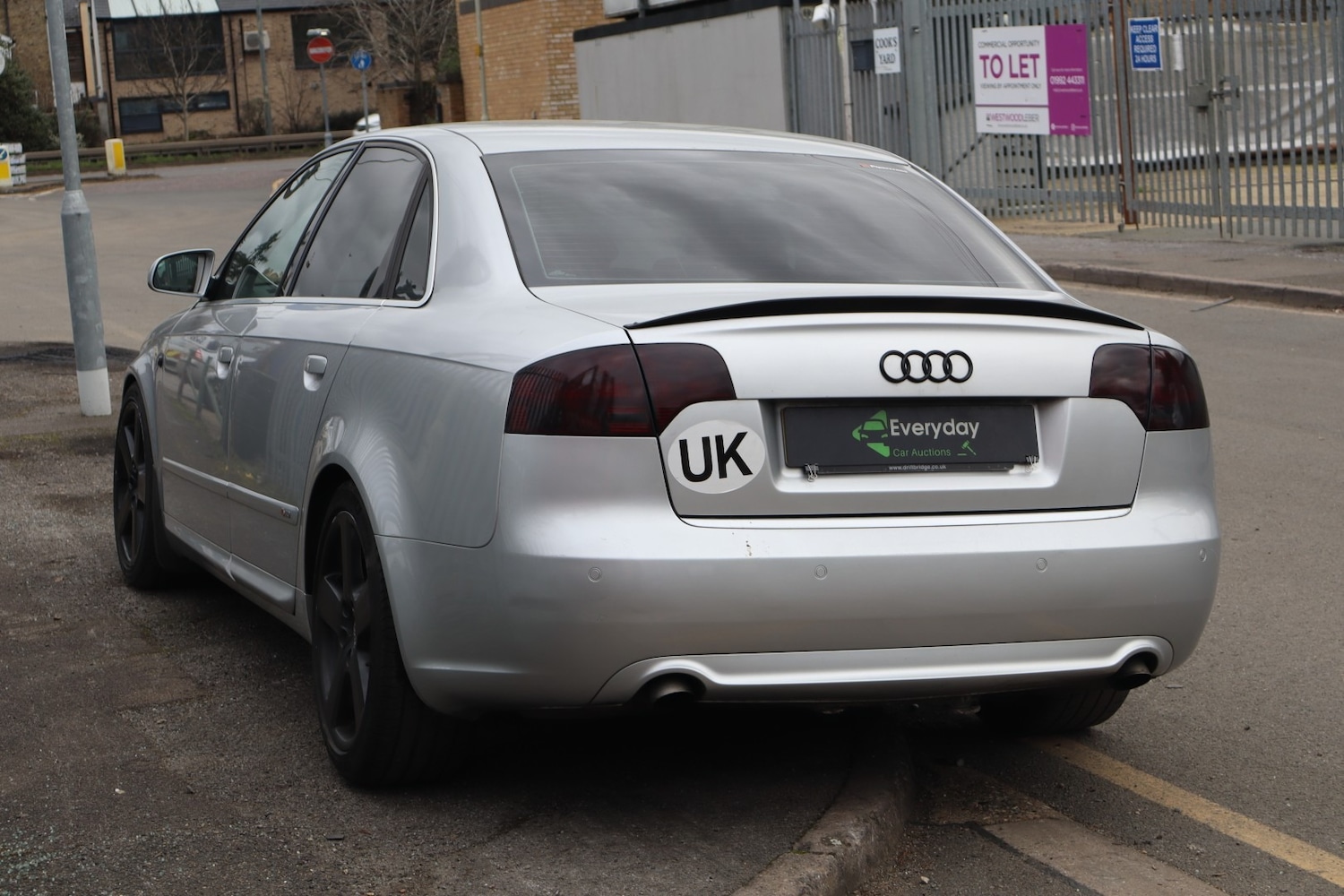Used Audi A4 2006 for sale - 77677506: Photo 11
