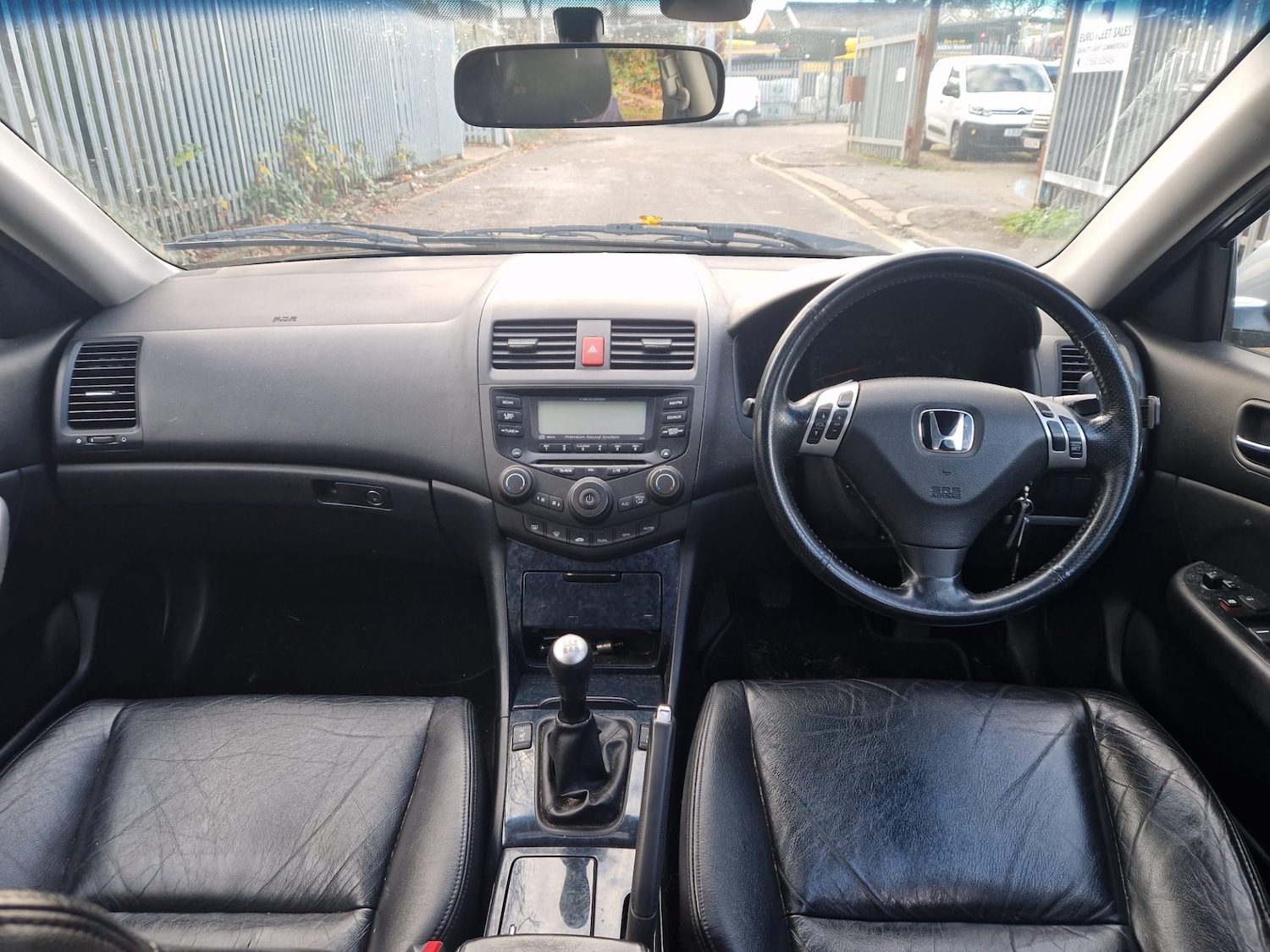 Used Honda Accord 2004 for sale - 76567819: Photo 5