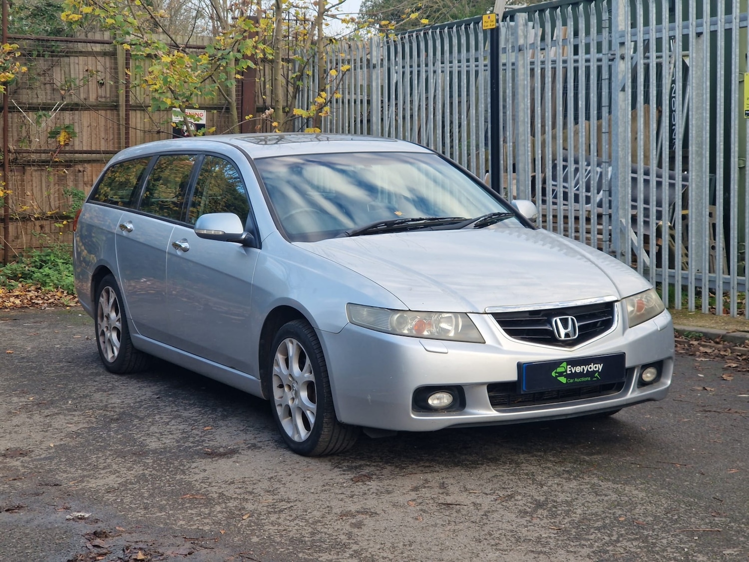 Used Honda Accord 2004 for sale - 76567819: Photo 8