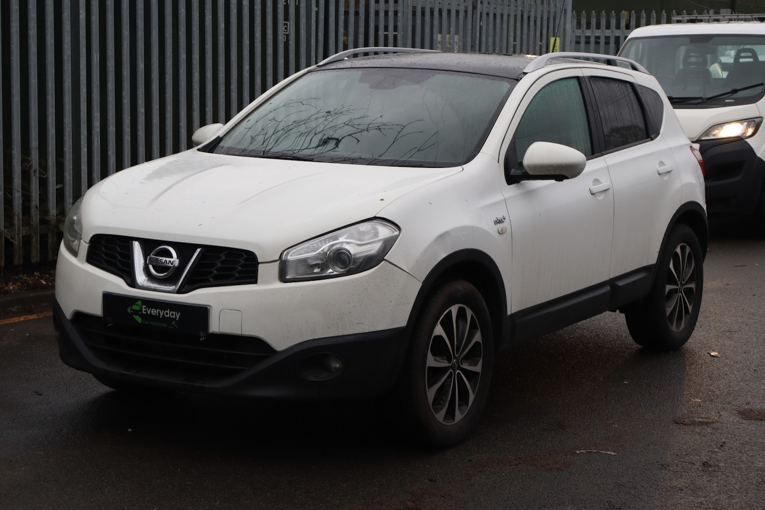 Used Nissan Qashqai 2013 for sale - 77296872: Photo 2