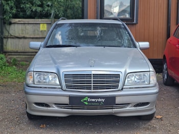 Used Mercedes-Benz C-Class 2000 for sale - 75595800: Photo