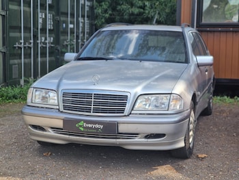 Used Mercedes-Benz C-Class 2000 for sale - 75595800: Photo