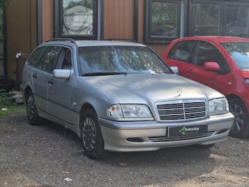 Used Mercedes-Benz C-Class 2000 for sale - 75595800: Photo