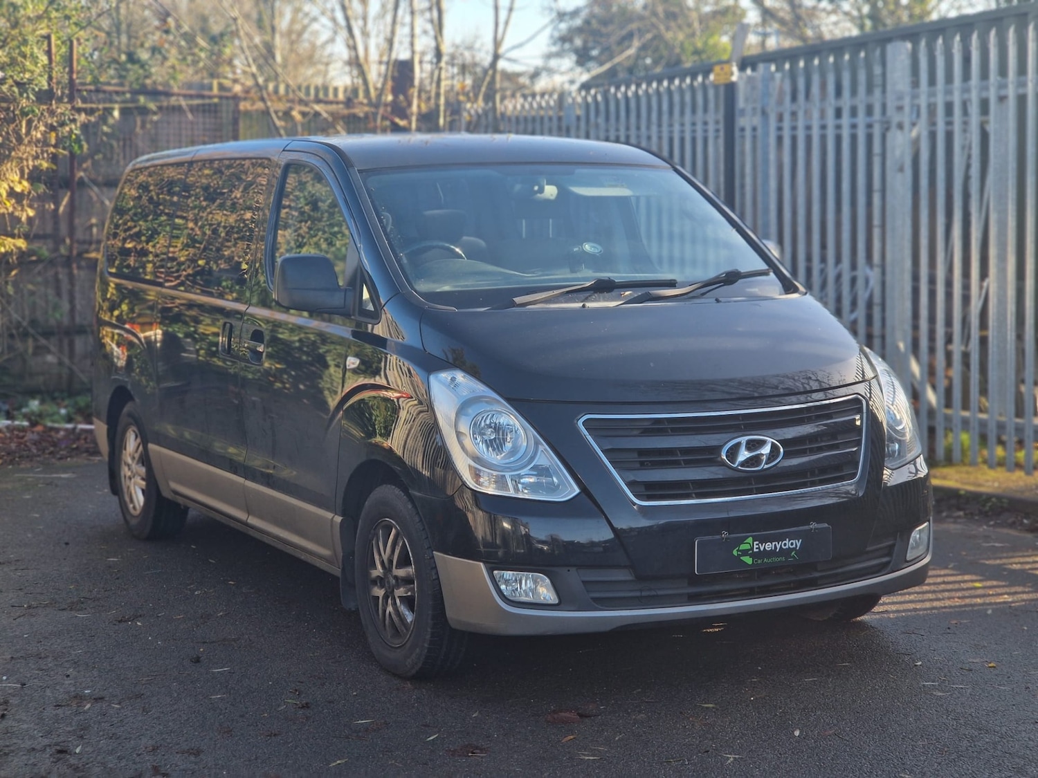 Used Hyundai i800 2016 for sale - 76777383: Photo 1