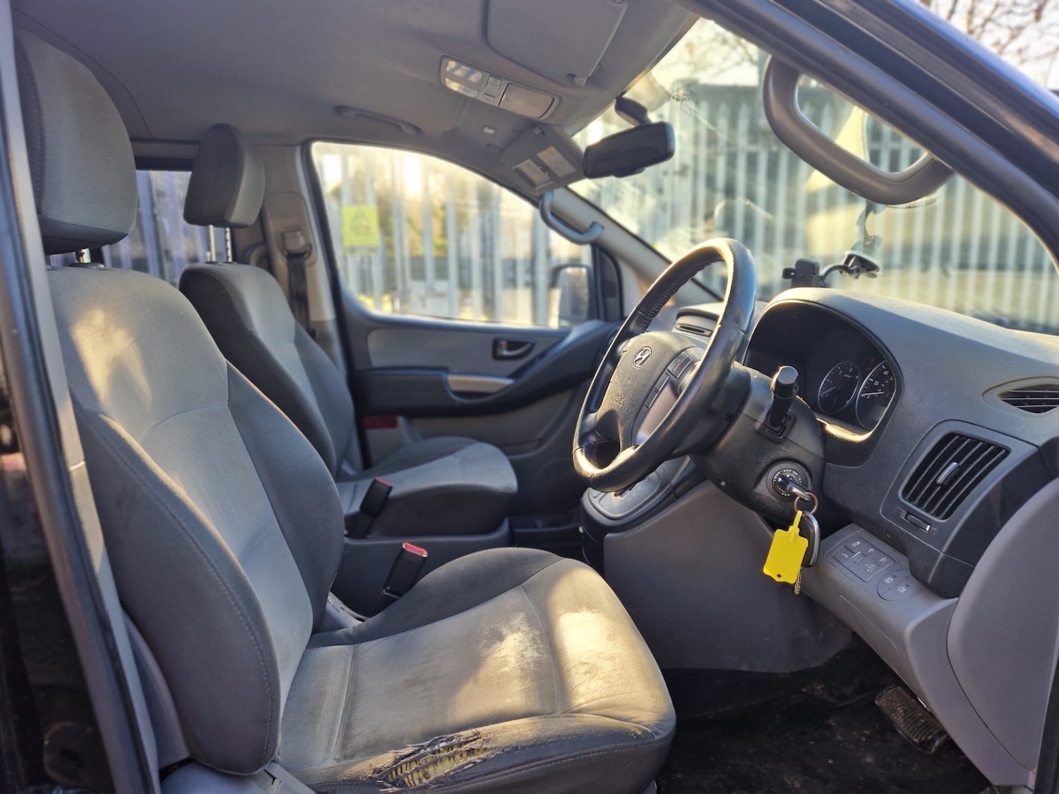 Used Hyundai i800 2016 for sale - 76777383: Photo 6