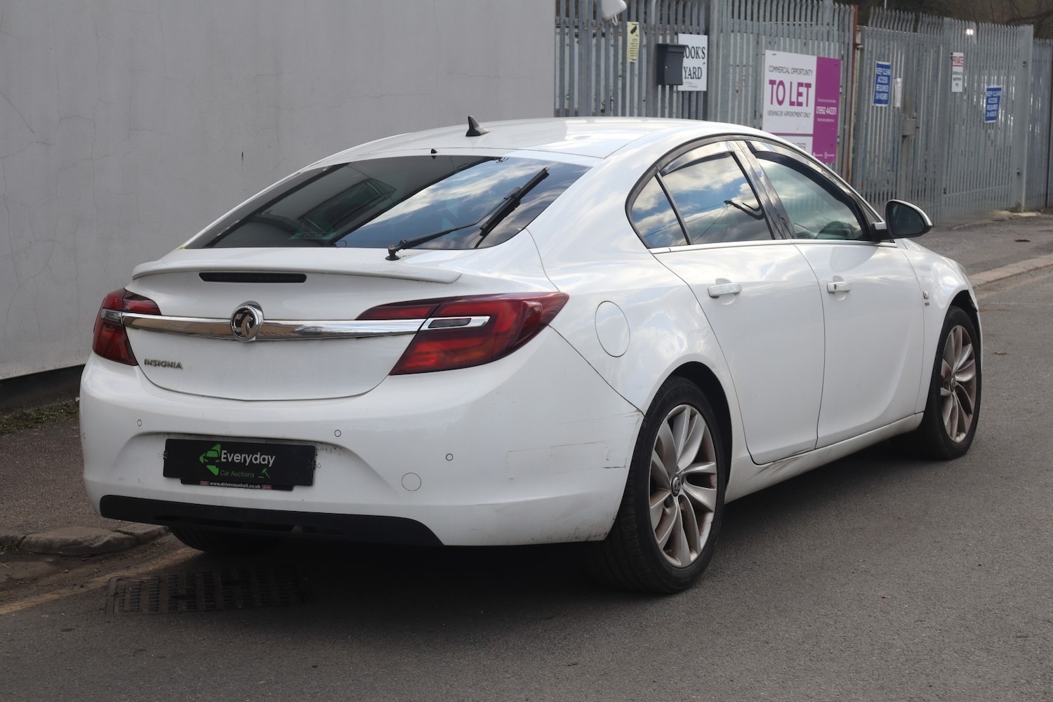 Used Vauxhall Insignia 2016 for sale - 77045681: Photo 4