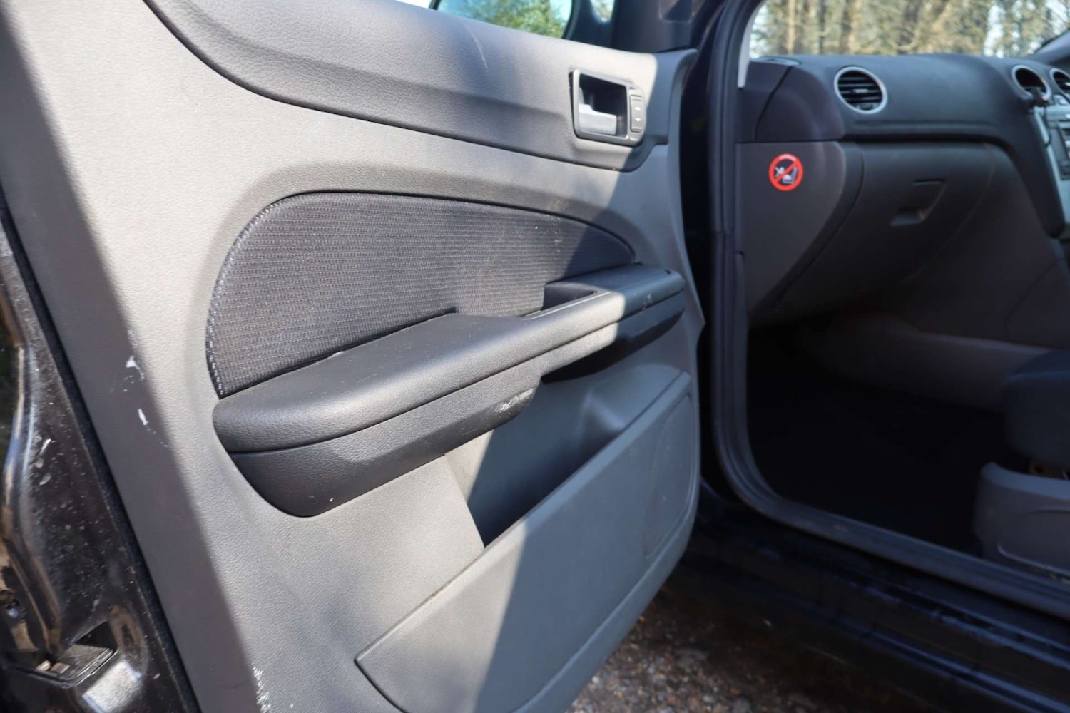 Used Ford Focus 2005 for sale - 77950360: Photo 37