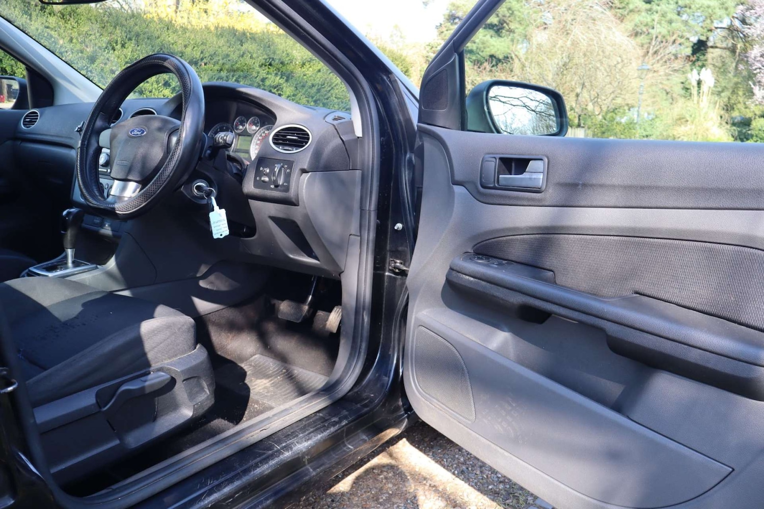 Used Ford Focus 2005 for sale - 77950360: Photo 40