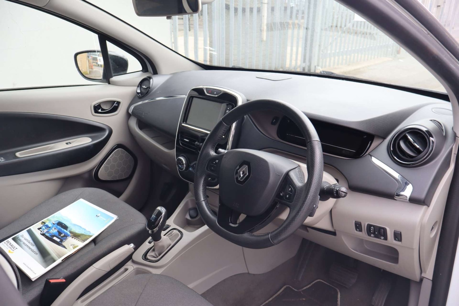 Used Renault Zoe 2016 for sale - 78124680: Photo 4