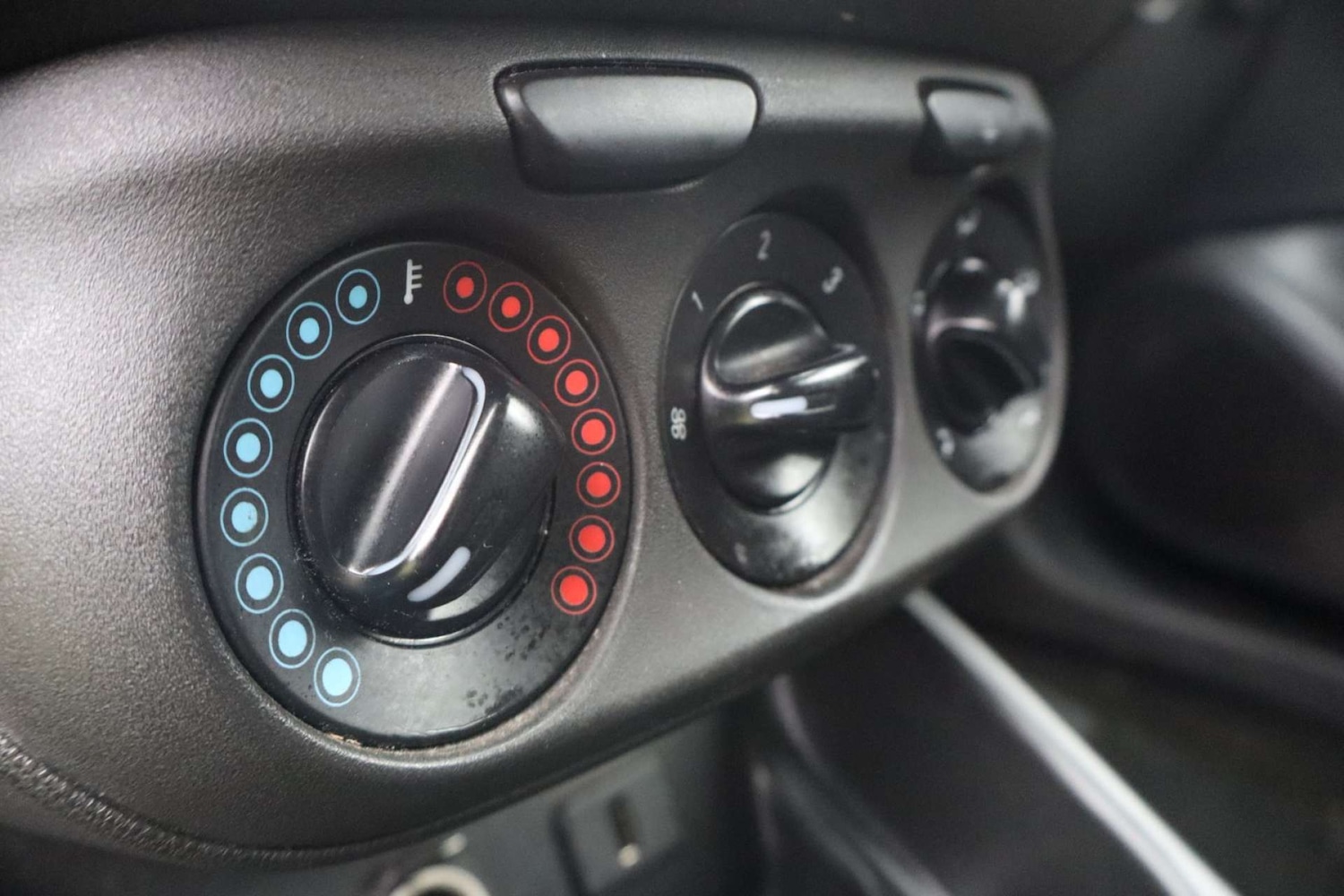 Used Vauxhall Corsa 2015 for sale - 78196747: Photo 38