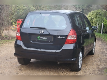Used Honda Jazz 2005 for sale - 77324415: Photo
