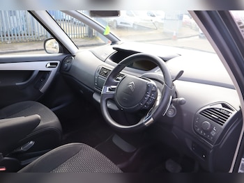 Used Citroen C4 Picasso 2010 for sale - 77830015: Photo