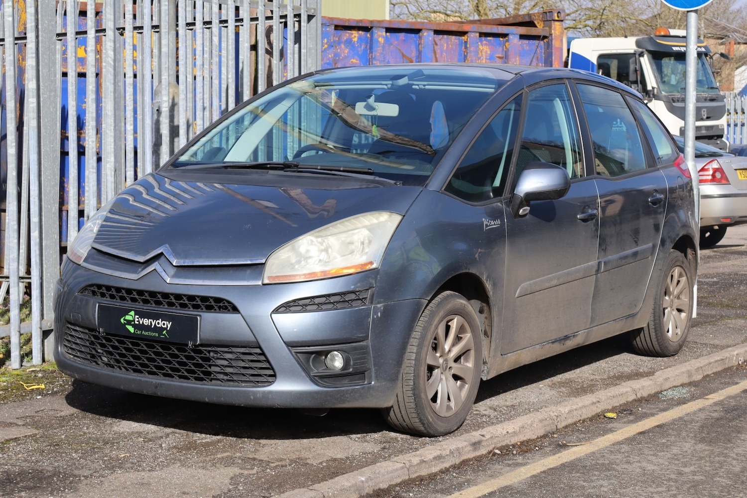 Used Citroen C4 Picasso 2010 for sale - 77830015: Photo 5
