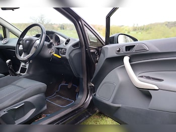 Used Ford Fiesta 2009 for sale - 78297260: Photo