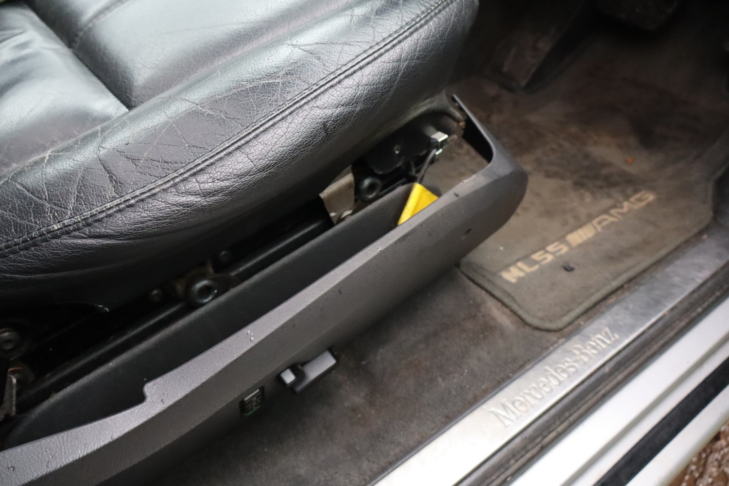 Used Mercedes-Benz M Class 2001 for sale - 76748053: Photo 24