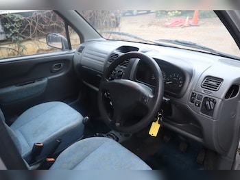 Used Suzuki Wagon R 2001 for sale - 77160660: Photo