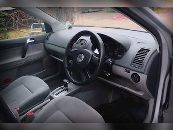 Used Volkswagen Polo 2006 for sale - 77033992: Photo