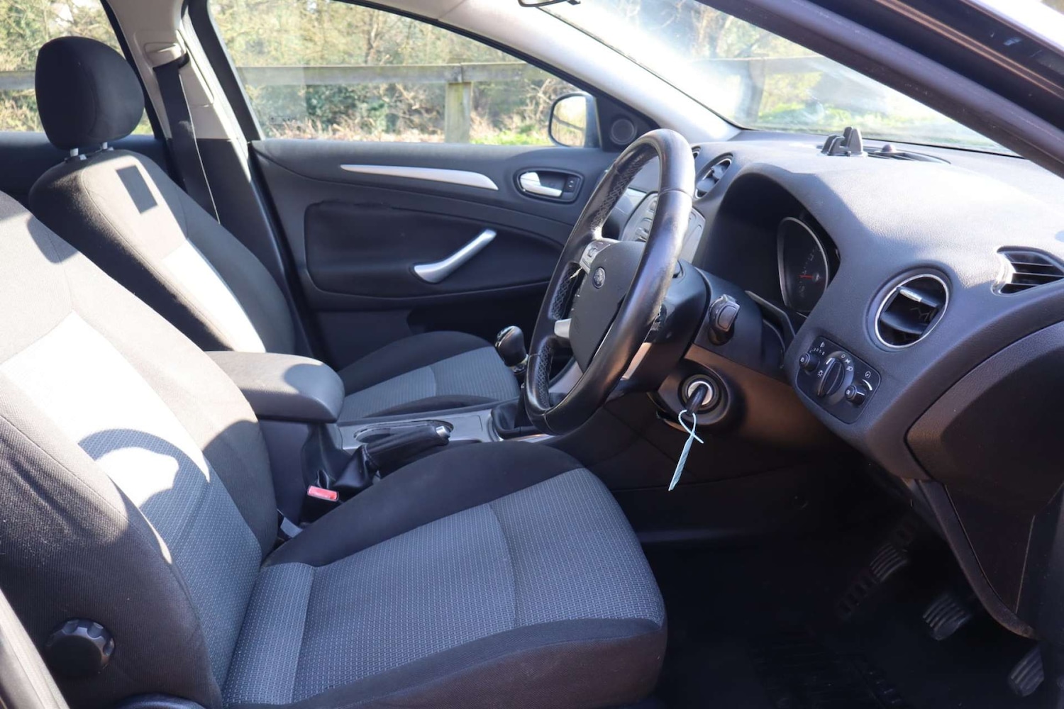 Used Ford Mondeo 2008 for sale - 77953331: Photo 16