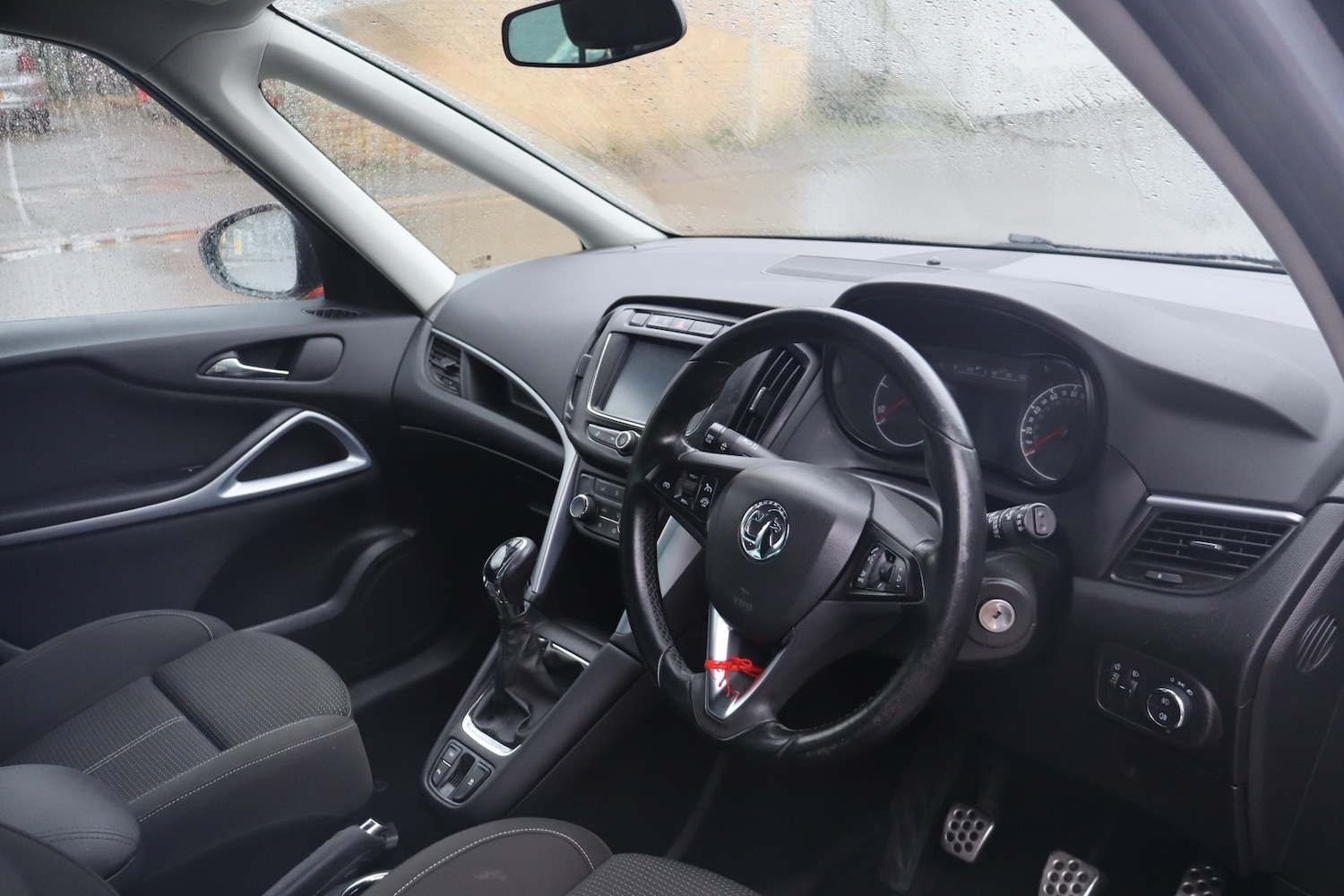 Used Vauxhall Zafira 2016 for sale - 77297151: Photo 3