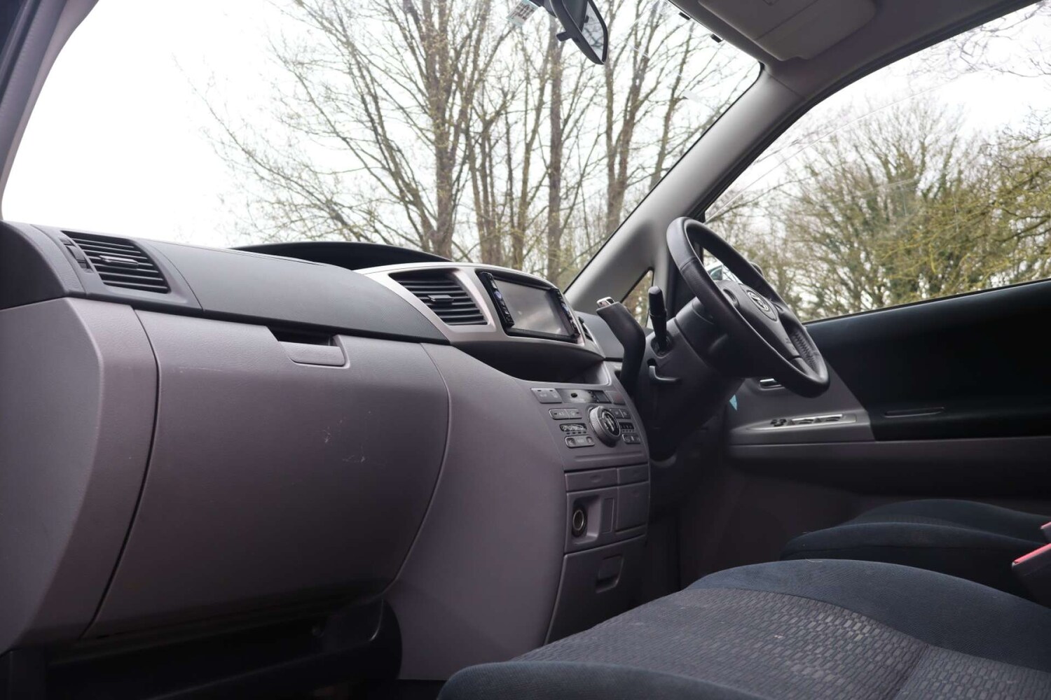 Used Toyota Voxy 2019 for sale - 78097362: Photo 39