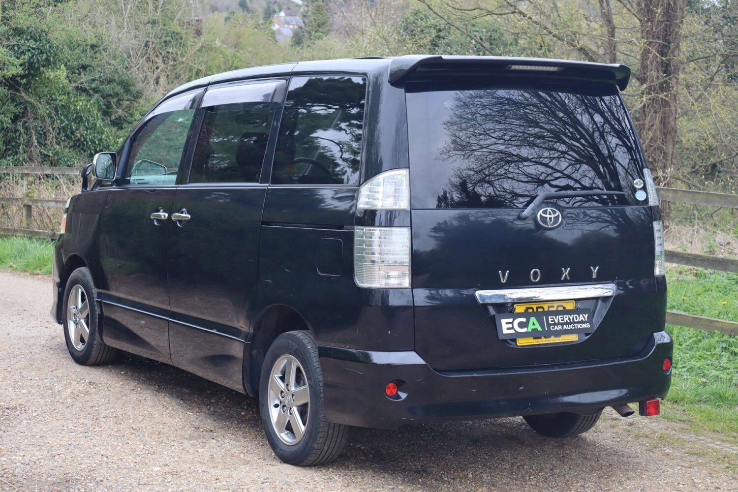 Used Toyota Voxy 2019 for sale - 78097362: Photo 6