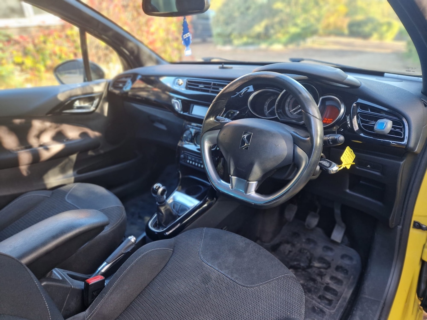 Used Citroen DS3 2011 for sale - 76363432: Photo 17