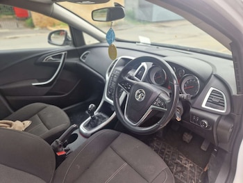 Used Vauxhall Astra 2013 for sale - 78882937: Photo