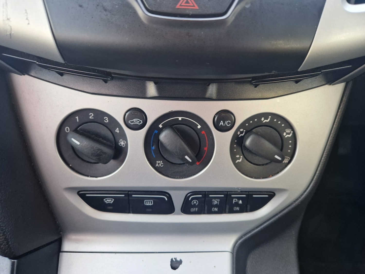 Used Ford Focus 2012 for sale - 76932205: Photo 37