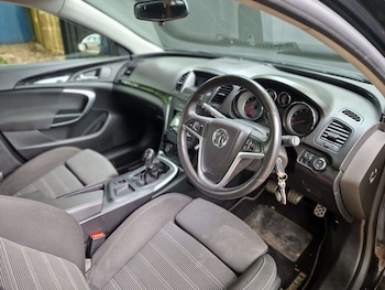 Used Vauxhall Insignia 2011 for sale - 78654436: Photo