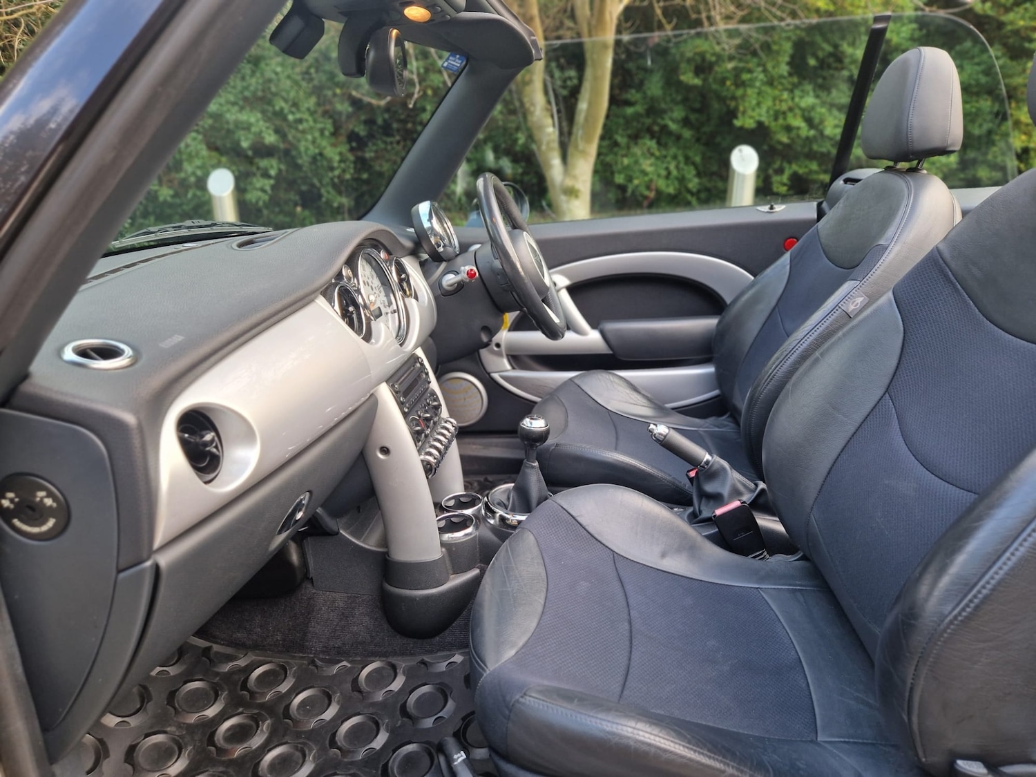 Used MINI Convertible 2005 for sale - 76479963: Photo 13