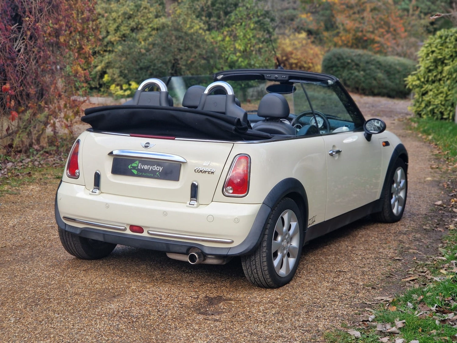 Used MINI Convertible 2005 for sale - 76479963: Photo 17