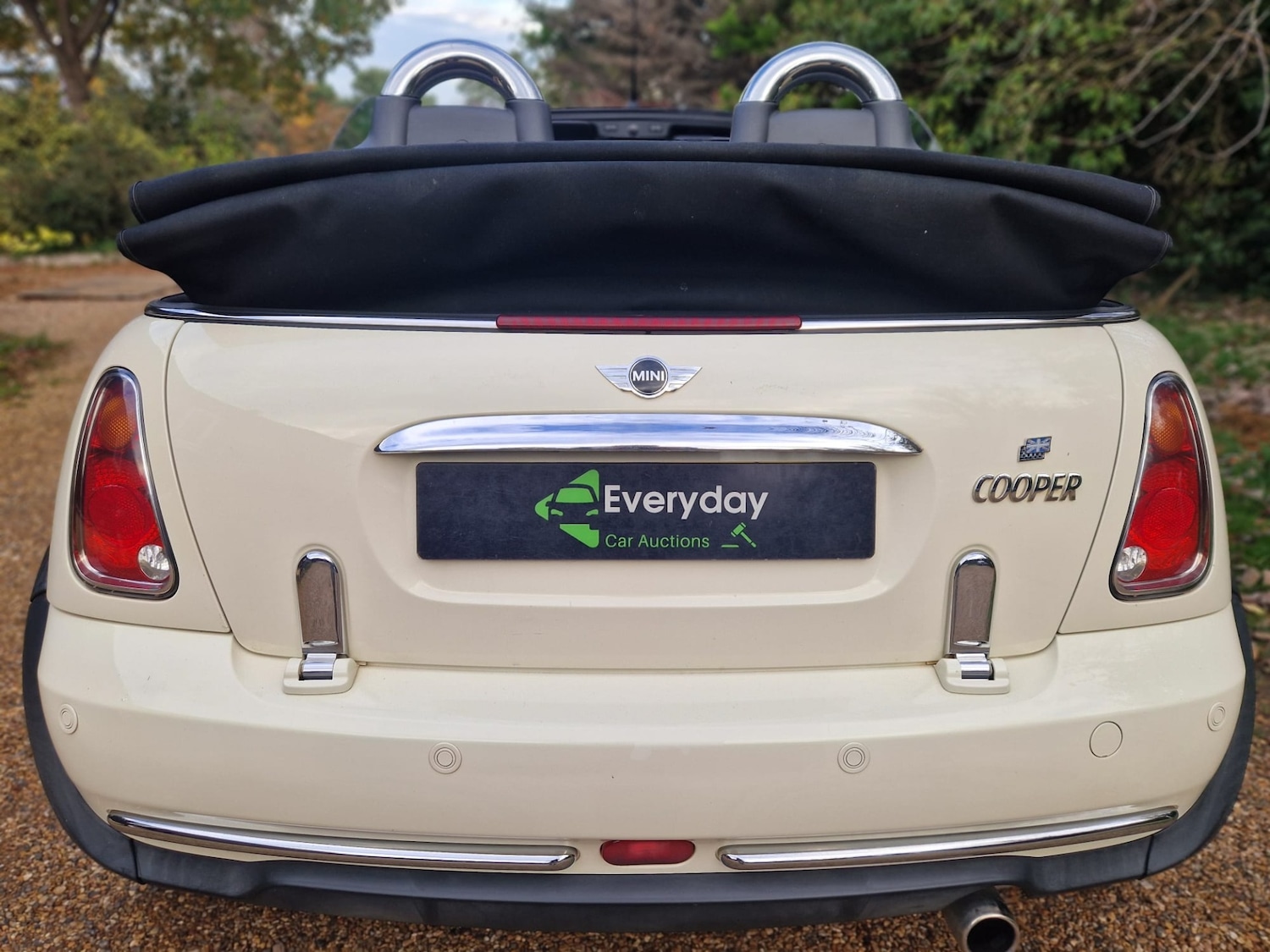 Used MINI Convertible 2005 for sale - 76479963: Photo 19