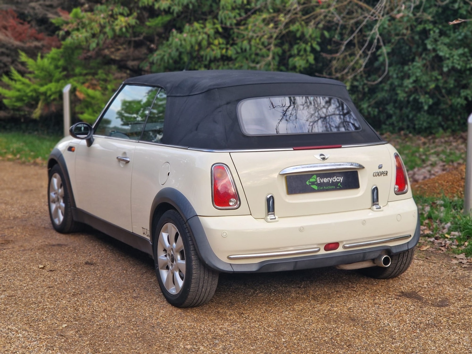 Used MINI Convertible 2005 for sale - 76479963: Photo 23