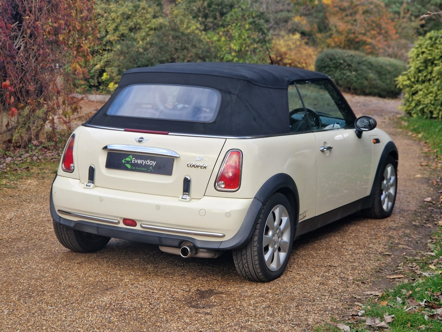 Used MINI Convertible 2005 for sale - 76479963: Photo 24