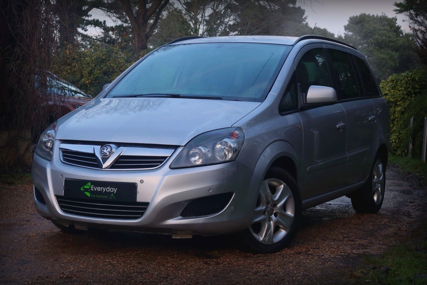 Used Vauxhall Zafira 2012 for sale - 77025575: Photo 2