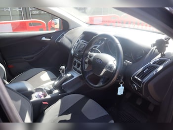 Used Ford Focus 2013 for sale - 78381400: Photo