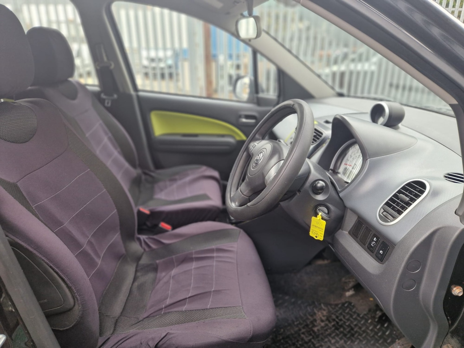 Used Vauxhall Agila 2014 for sale - 76845869: Photo 4