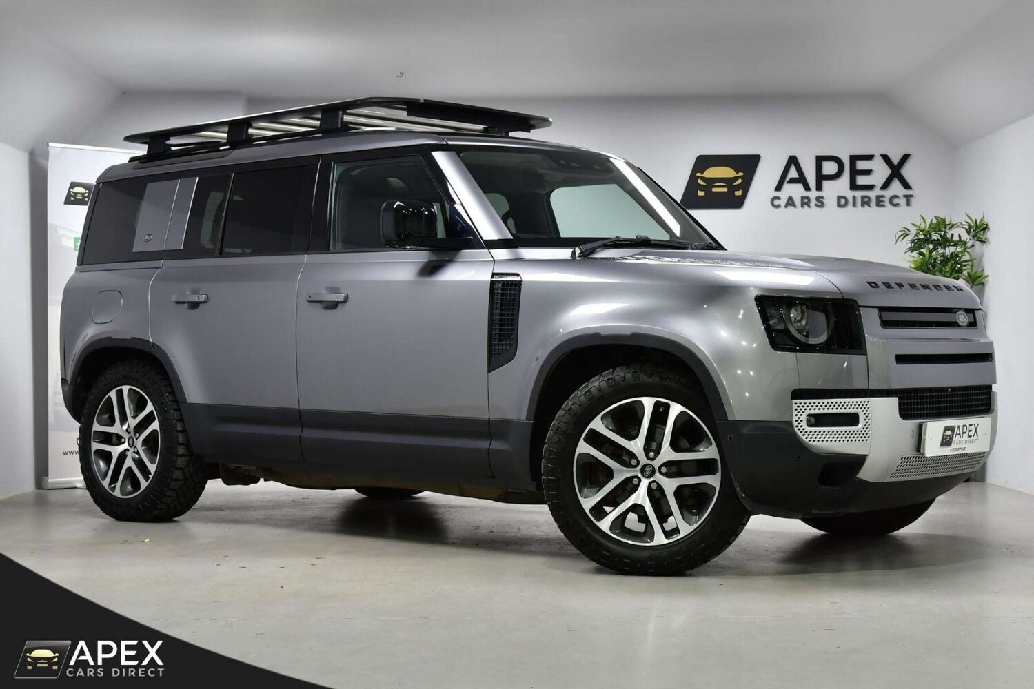 Used Land Rover Defender 110 2021 for sale - 77901551: Photo 11