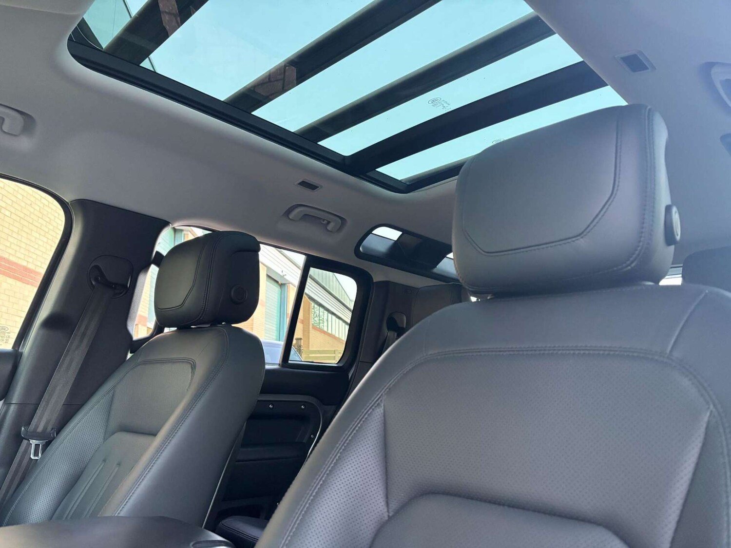 Used Land Rover Defender 110 2021 for sale - 77901551: Photo 27