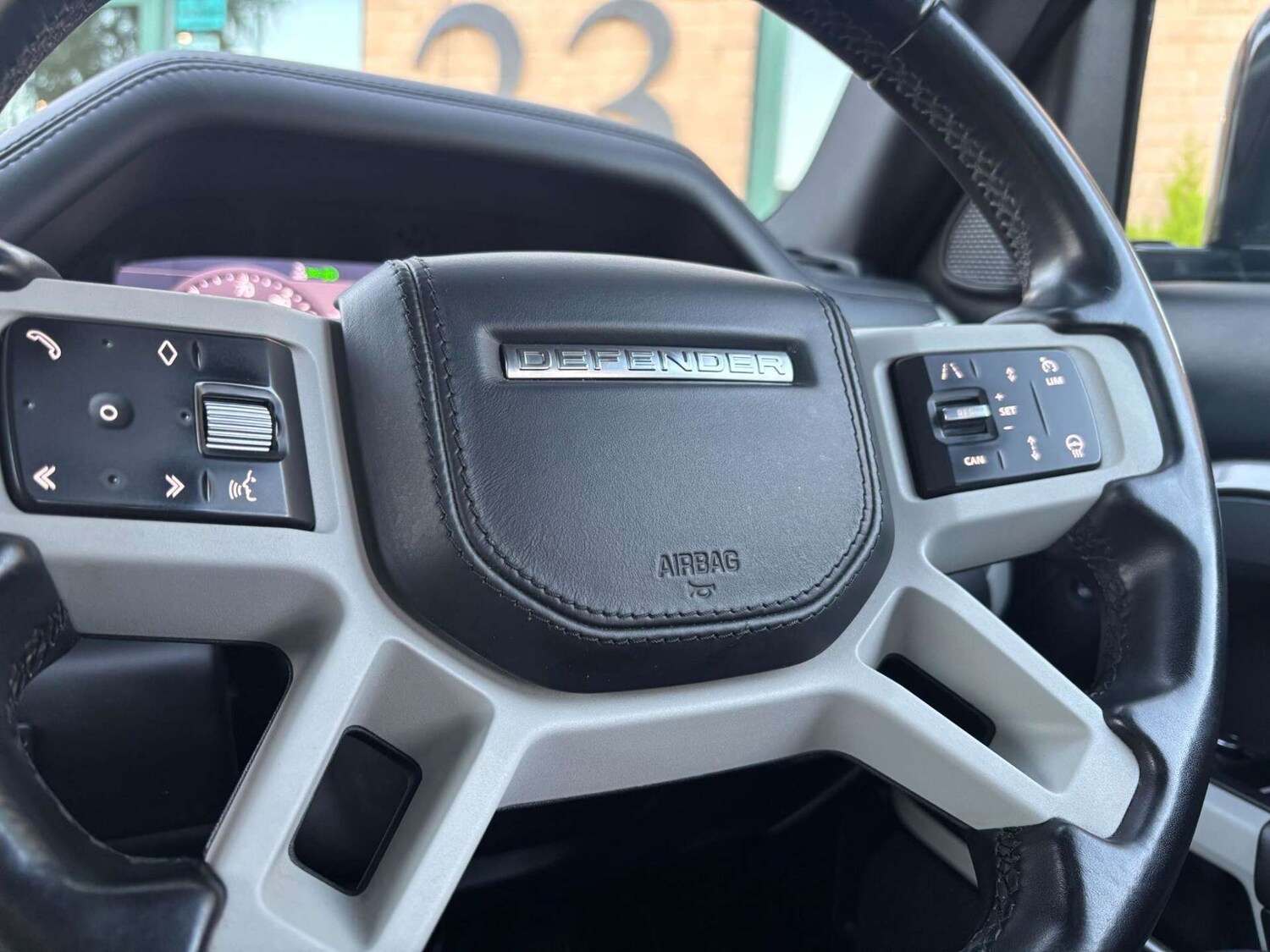 Used Land Rover Defender 110 2021 for sale - 77901551: Photo 29